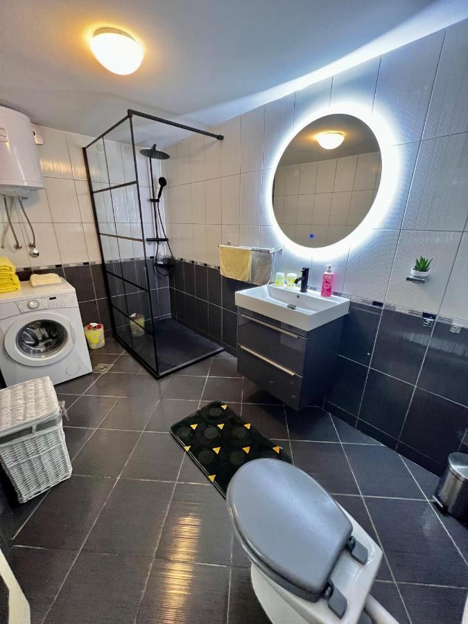 Apartment Nikolina Trogir Exteriör bild