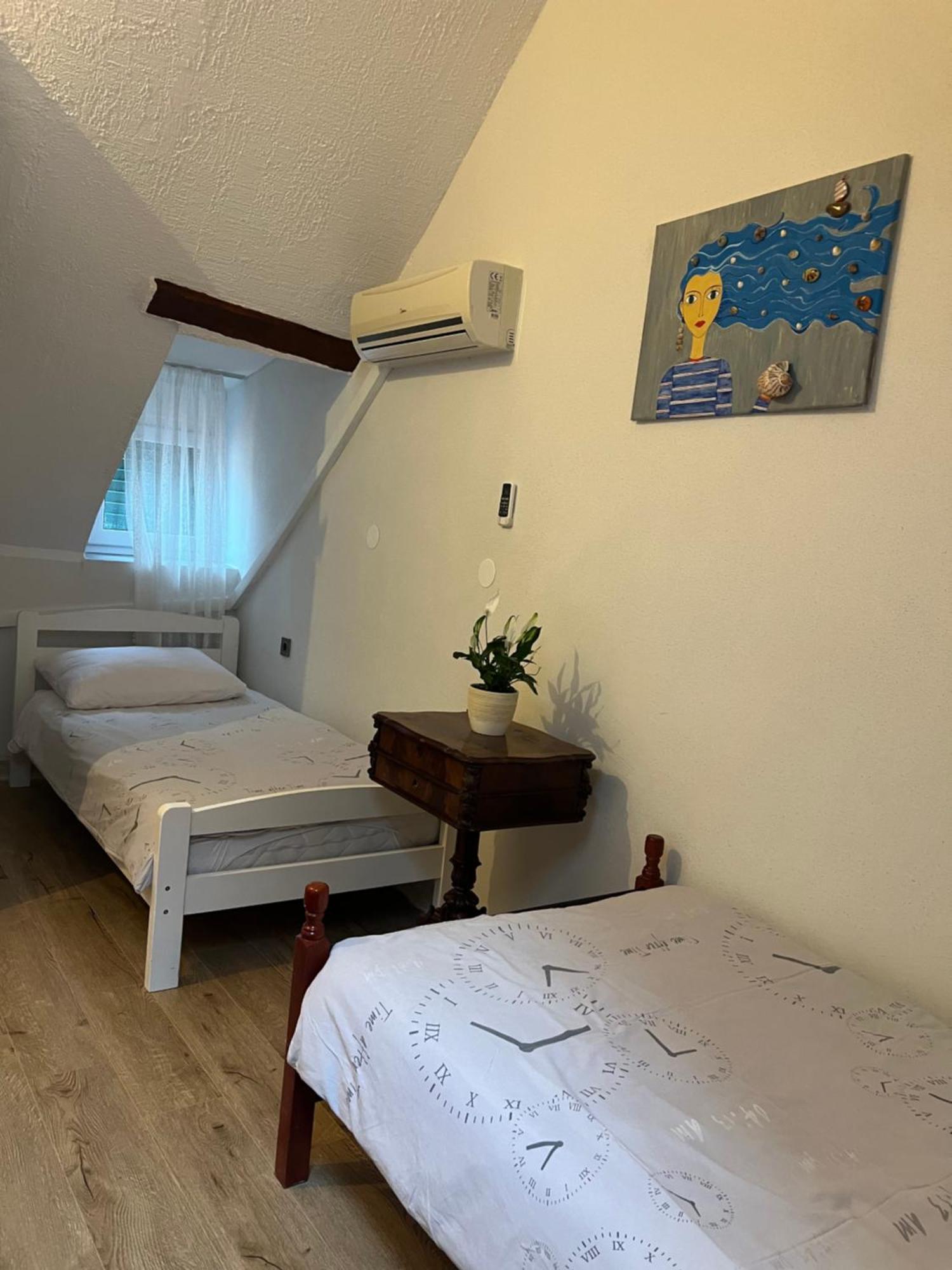 Apartment Nikolina Trogir Exteriör bild