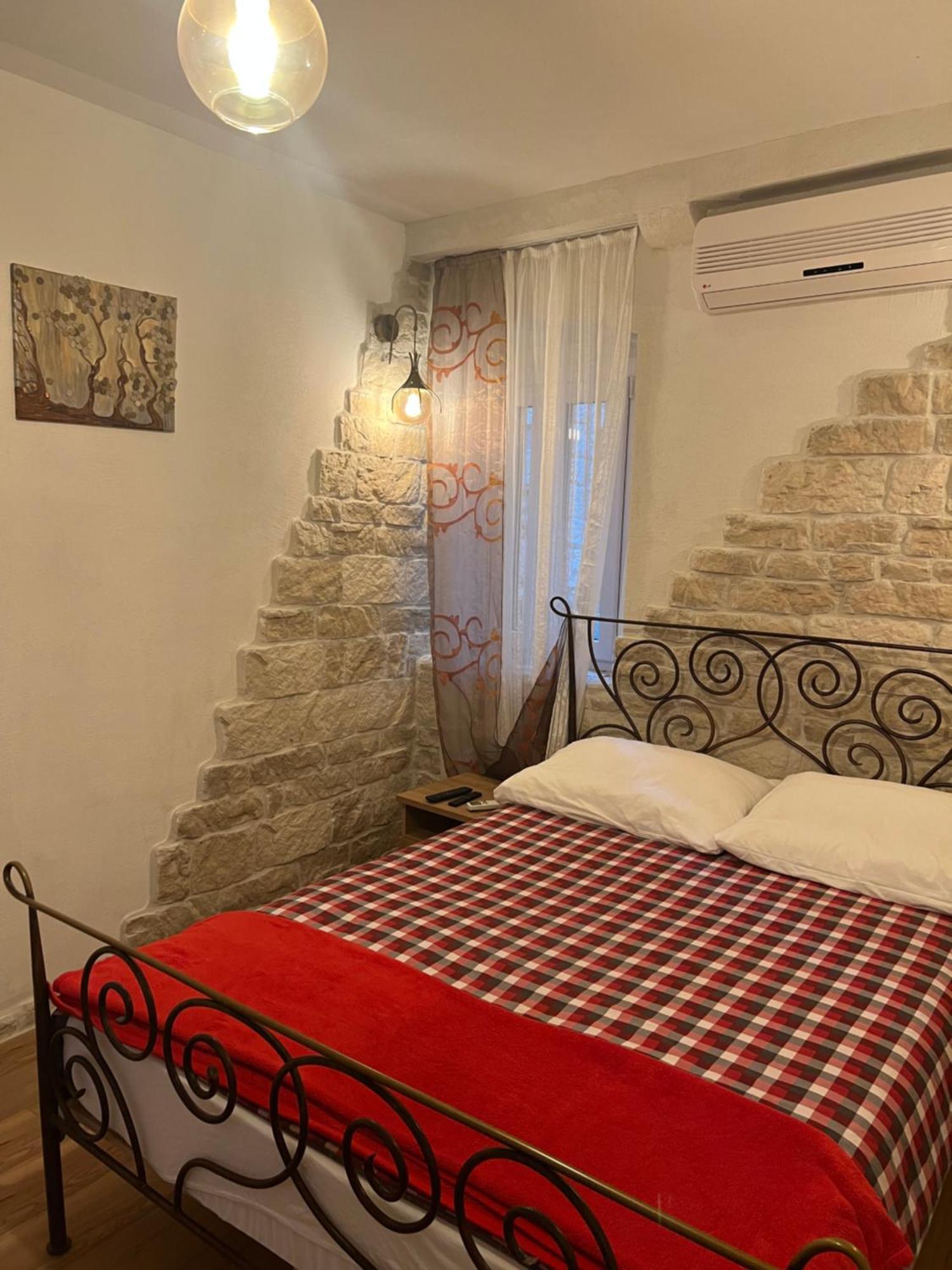 Apartment Nikolina Trogir Exteriör bild