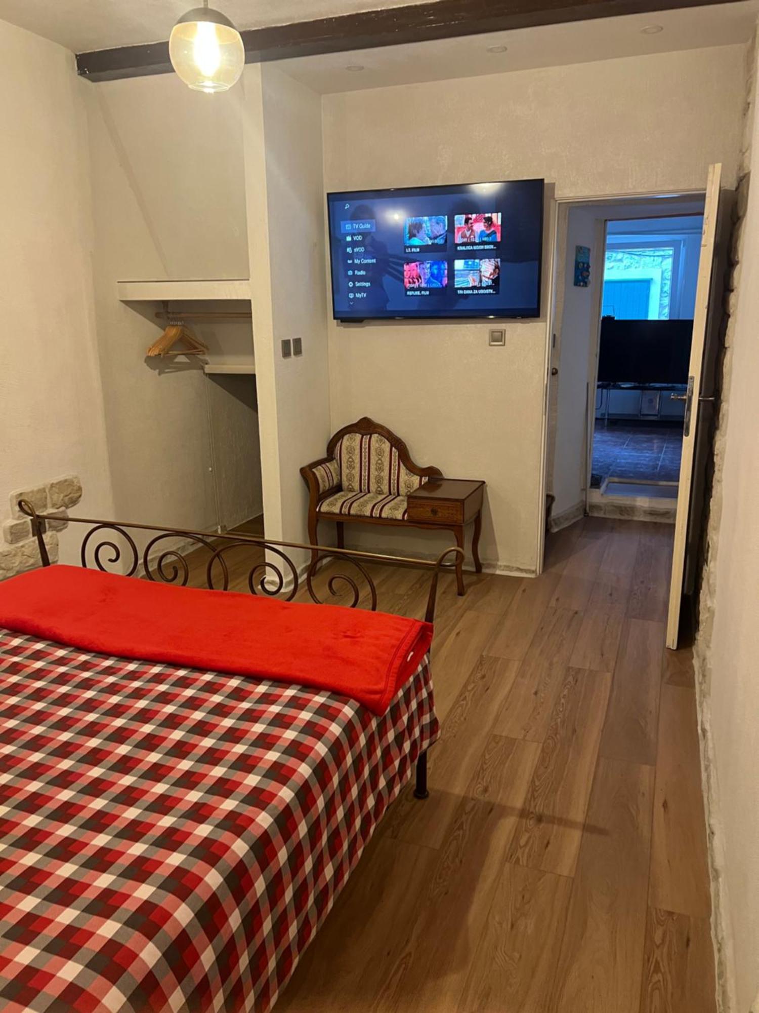 Apartment Nikolina Trogir Exteriör bild